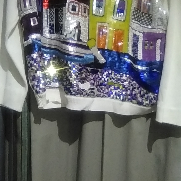 Women's sequence Designer Long sleeve top by Antonio Marras - Picture 3 of 8